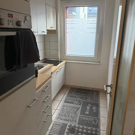 Helle Wohlfuehlwohnung In Lage