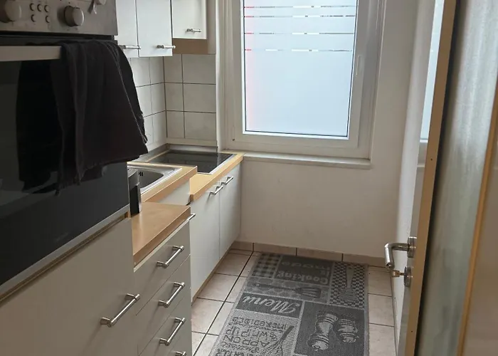 Helle Wohlfuehlwohnung In Lage